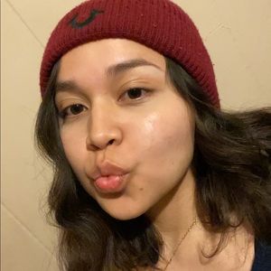 Meet your Posher, Alejandra